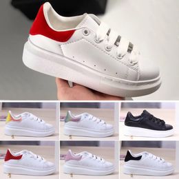 2022 Designer Enfants Chaussures Pour Garçons Filles Sneaker 3M Réfléchissant Fond Épais Blanc Noir Rouge Boby Enfant Casual Baskets Taille 24-35
