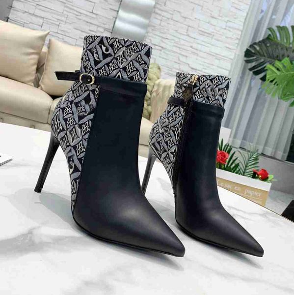 2022 Designer Louiseity Boots Chaussures Nude Black Beather VIUTONITY POINDED TOE HEAL TALES BOOTS SHOOS KKH