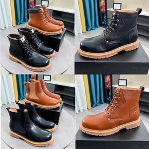 2023 Designer Luxe Heren Chelsea Martin Enkellaarsjes Mode Winter 100% Leer Koude Bescherming Britse Stijl Casual Schoenen Ronde Kop U Schapen Dikke Bodem Laarzen Maten