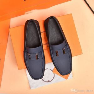 2022 Designer Luxe mannen Fashion Loafers puntige teen schoenen Casual Ademende PU Rubber Sole platte trouwjurkschoenen Maat 38-45