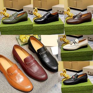2022 hommes de créateurs Mocassins British Business sandales luxe G famille Boucle de lettre en métal Cuir Lazy Beanie Chaussures à enfiler décontractées mode Tête ronde sandale à talon carré