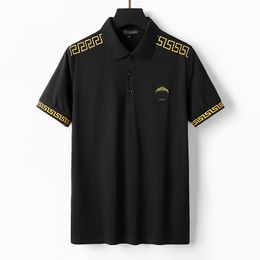 2022 Designer Polos Mens T Shirts Basis Business Luxury Polo Fashion Borduurde armbanden Letter Badges Korte Mouw Hoge kwaliteit Katoen Casual Tees #07
