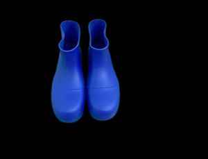 2022 Diseñador Botas de lluvia de primavera Mujeres Men Pareja Booties Subalámica de goma Flatform Nonslip Multicolor Tamaño 35453708257