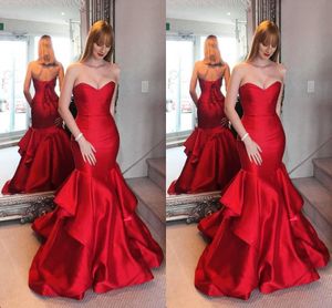 2022 Designer Red Satin Soirée Robes formelles