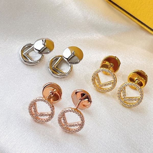 2022 Designer Rose Gold Gold Stud Oreadings For Women Men Men Pearl Pendant Hoop Earring Brings Luxurys Designers Lettre F Boucles d'oreilles D2201232Z 268W