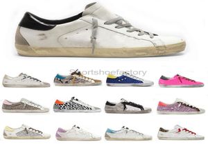 2022 Chaussures de créateurs Sandale Super Star Sneakers Métalliques Chaussures décontractées Classic Doold Diry Shoe Snake Talon Sanded Sandales Crème Sandales 7863662