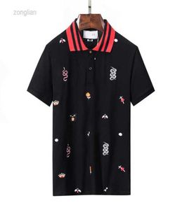 2022 Diseñador Stripe Polo Shirt T Shirts Serpiente Polos Bee Floral Bordado Mens High Street Moda Caballo Polo Camiseta Ggity Tamaño M3203158