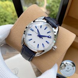 2022 Relojes de diseño para hombres 007 Explorer Relojes de pulsera para hombre Reloj mecánico automático 42 mm Hombre Business Clock217r