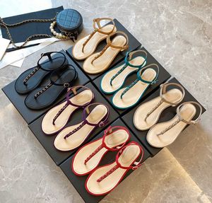 Sandales de styliste pour femmes, pantoufles classiques en cuir, plates, 76, 2022