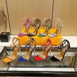 2022 Designer Dames Luxe Rhinestone Franse sandalen vrouwen 100% leer puntige teen schoenen Ladys Sexy Sparkle Shine Shine Crystal ingelegde hiel Hoge hakken Sandaalgroottes 35-40