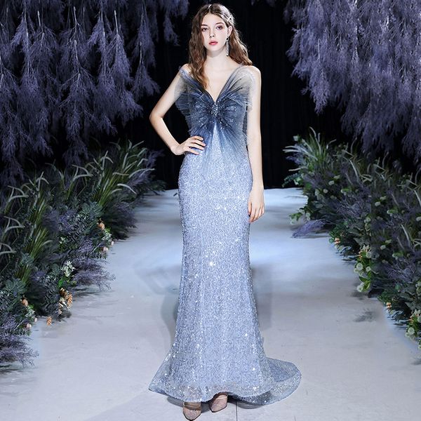 2022 Elegante Off Hombro Vestidos de noche Una línea Sin respaldo Cristal Azul Azul Azul Noche Vestidos de Prom Sirena Even Vestido