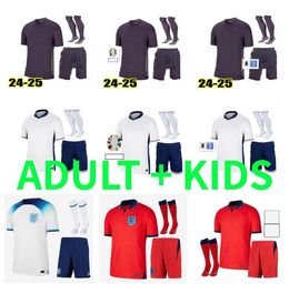 2024 Engeland HEREN KIT Voetbalshirts met korte sokken KIDS SETS 22 23 24 25 BELLINGHAM Voetbalshirt jongens KANE GREALISH SANCHO FODEN RASHFORD STERLING kinderuniform