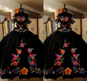 2023 robes de Quinceanera noires Fabulass Charro Vintage robe de bal brodée sur l'épaule robe Fomral Sweet 15 filles