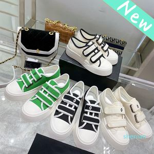2022 Chaussures de sport à la mode Toile Double Strap Sneaker vert triple blanc noir femmes baskets design bas luxe femmes formateurs