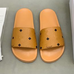 Zapatillas de mujer de moda Sandalias de diseñador de lujo para hombre Sandalias planas de cuero de vaca Chanclas de espiga de goma para exteriores Una palabra de gelatina con letras de fondo grueso 38-46