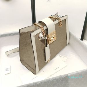 2022 Sac carré de la mode Fashion Nouvelle qualité Pu Leather pour femme de sac à main rivet Sac de messager de la chaîne d'épaule