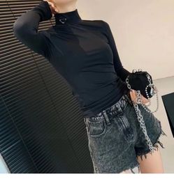 Mode dames t -shirt met lange mouwbasis zwart en wit 2 kleurontwerper luxe katoenen elastische zachte comfort driehoek