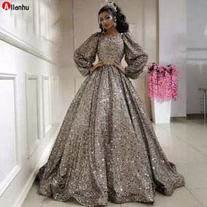 2022 Glitter Baljurk Plus Size Avondjurken met Bladerdeeg Volledige Mouw Arabische Sparkly Silver Grey Sequined Long Prom Jurken Feestjurk WJY591