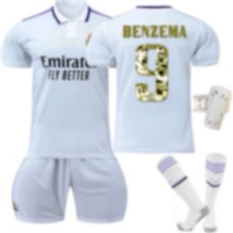 2022 Globe Award -winnaar Golden No.9 Benzema voetbalset met Socks Home/Away Special Edition Shirt
