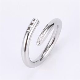 2022 bague en or bague homme et femme sur mesure luxe designer bijoux charme acier inoxydable amoureux amitié élégance amour argent rose diamant ongles anneaux