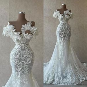 2022 magnifique dentelle sirène robes de mariée robe de mariée balayage train perlé appliques fleurs faites à la main sur mesure plus la taille bijou décolleté robe de mariée