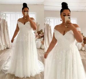 2022 Gorgeous Plus Size Wedding Dresses Bridal Gown A Line Country Lace Applique Off the Shoulder Sweep Train Custom Made Dubai Beach vestido de novia