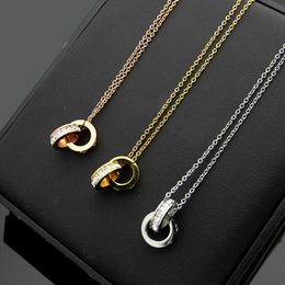 2022 Haute Qualité En Acier Inoxydable De Luxe Pendentif Colliers Double Anneau Diamant 3 Couleurs Simple Amour Colliers Style Classique Femmes Designer Bijoux