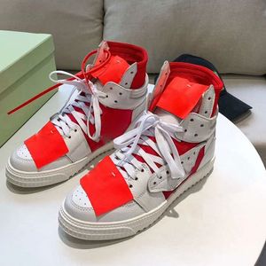 2022 High Top chaussures de sport Semelle intérieure en caoutchouc à lacets blancs Jean coach de luxe Bleu extérieur Toile rouge Sport de