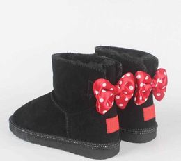 2022 Vente chaude DESIGN CLASSIQUE COURT BÉBÉ GARÇON FILLE ENFANTS bottes de neige BOW-TIE GARDER DES BOTTES AU CHAUD avec diamant modèle tag carte sac à poussière gratuit