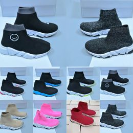 Kinderschoenen jeugdjongen meisjes hardloopschoenen drievoudige zwart wit gele multicolor casual designer trainers sneakers maat 24-35