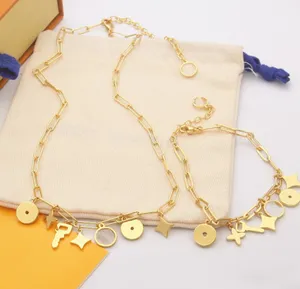 2022 bijoux femme couleur or métal bracelets porte-bonheur collier titane acier pendentif colliers