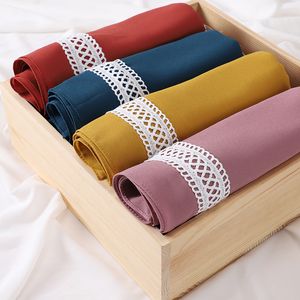 2022 dentelle écharpe Hijab pour femmes foulard musulman malaisie Hijab Turbans Femme tête enveloppes foulards Foulard Femme