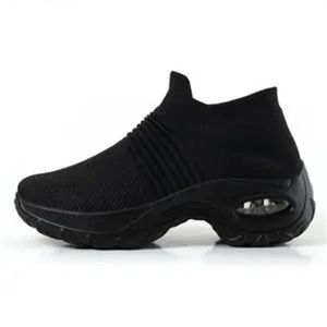 2022 grande taille chaussures pour femmes coussin d'air volant tricot baskets sur-orteil shos mode chaussettes décontractées chaussure WM2043