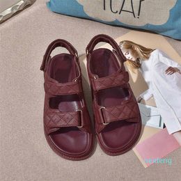 2022 Dernières sandales pour femmes de créateurs haut de gamme luxe table d'eau à talons hauts et lacets spécial tempérament élégant cuir solide 35-42 00