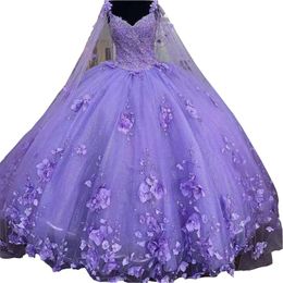 2022 Lavender Quinceanera Robes Fleurs Perles Crystal Wraps Wraps Floral Appliqu Sweet Sweet 16 Robes Robes Robes Princesse 198W