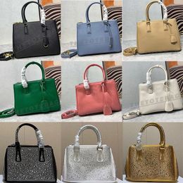 Nouveau sac en cuir saffiano Galleria Double poignée supérieure Tote Tote Triangle de métal Logo Femmes Moyen Maid Small Bag Mini Crystals Purse