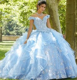 2022 Quinceanera Dresses Light Sky Blue Beaded Ball Gown Lace Lafted Off the Shoulder Prom Jurns Tiered Sweep Train Tule Sweet 15 BC14278 B0609x02