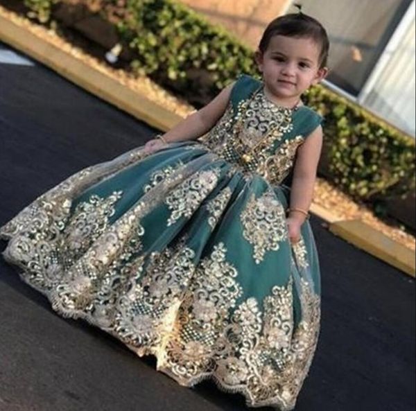 2022 Vestidos para niñas pequeñas de flores con apliques de encaje dorado Vestidos largos para desfile Vestido de princesa con lazo de jade BC5781 B0827