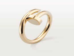 2022 Love Screw Ring Luxe Designer Sieraden Vrouwen Titanium staal Goldplated Gold Silver Rose vervagen nooit niet allergisch met Bag9481470