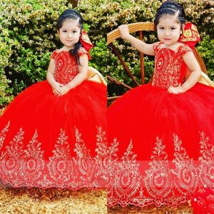 2022 Luxueux Or Brodé Mini Quinceanera Robes Toddler Sheer Cap Manches Courtes Bretelles Tulle Robe De Bal Filles Pageant Dres275L