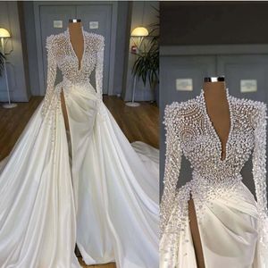2022 Luxury Bling Sirène Roches de mariée Deep V illusion du cou Perles Crystal High Side Split Arabe Satin Bridal Bridal Robe de Mariee 279m