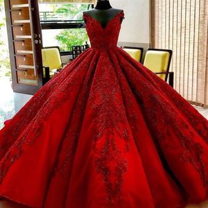 2022 Luxe Dark Red Baljurk Quinceanera Jurken Sweetheart Lace Applicaties Crystal Beaded Sweet 16 Puffy Tulle Plus Size Prom Ev247E