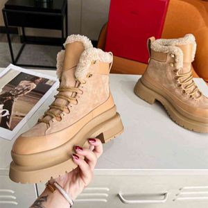 2022 Luxe ontwerp Valentinis -laarzen Elegant ASND Perfect Cool Girl in de herfst Winter Alphabet Anti -Wrinkle Fashion Leisure Boots WWK