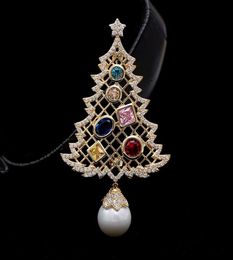 2022 Luxe ontwerper Pearl Broche Christmas Tree Pin For Women With Cubic Zirconia Fashion Jewelry Female New Year Gift 2977715