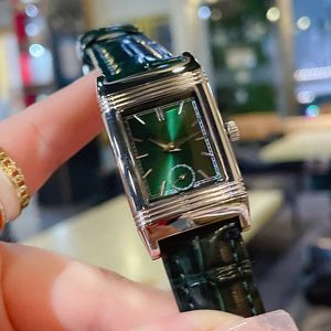 2022 Luxe modeontwerper Hoogwaardige heren vrouwen kijken 34 mm Volledige diamant Iced Riem Designer Horloges Kwartsbeweging Paarliefhebbers Clock Polshorge Watch