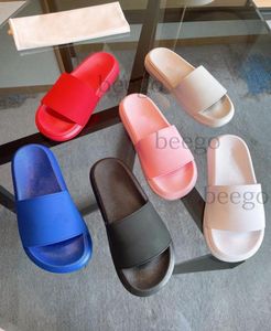 2022 Luxe sandalen slippers schoenen vrouwen mannen voor designer platform oversized sneaker pool schuifregelaars sandaal rubber heren dames strand 8488097