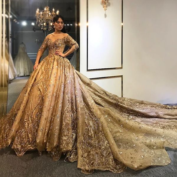 2022 Vestidos de novia con lentejuelas de oro brillante de lujo Vestidos de novia Árabe Dubai Manga larga Pliegues Vintage Catedral Tren Vestido de novia por encargo