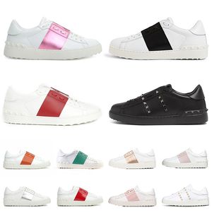 2022 Mate Metallic Rose Gold Designer Shoes Hombres Mujeres Remaches Flat Sneaker Striple Black All White Glitter Sliver Lucky Green Zapatillas de deporte de cuero ligero