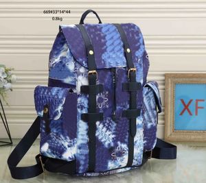 2022 sac à dos de sport pour hommes et femmes 4 couleurs Top Quality Designer Carry On Backpack Mens Fashion School Bags Luxury Travel Bag