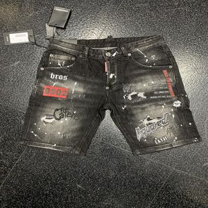 2022 hombres pantalones vaqueros cortos pantalones agujero ITALIA marca pantalones cortos bragas streetwear denim flaco delgado recto d2 biker jean breechcl282a